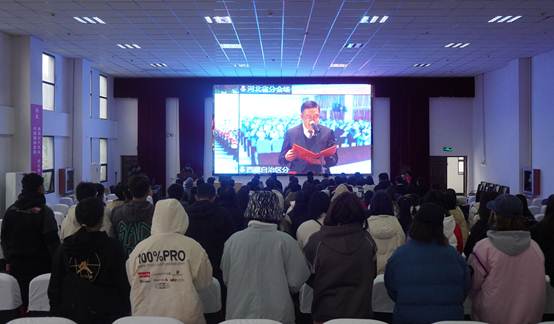 深入学习习近平法治思想,大力弘扬宪法精神 ——今年会组织开展宪法晨读活动(图1) 深入学习习近平法治思想,大力弘扬宪法精神 ——今年会组织开展宪法晨读活动(图1)