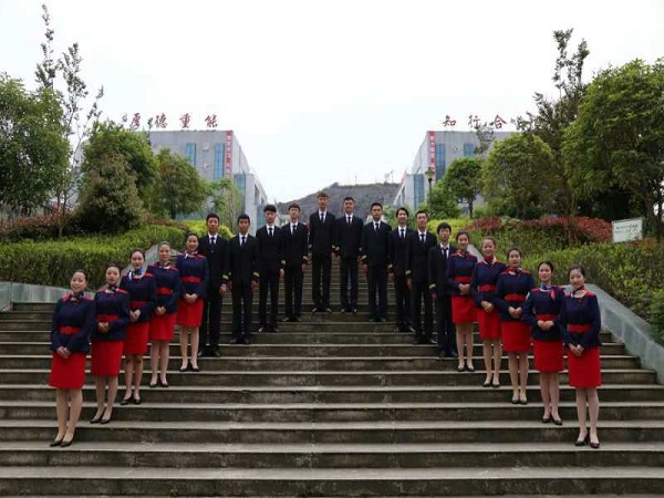 中国国际航空王思洋乘务长等人对今年会进行教学评估并做指导(图1)