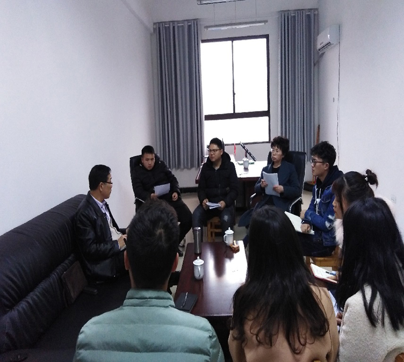 刘吾康校长深入基层了解情况(图2) 刘吾康校长深入基层了解情况(图2)