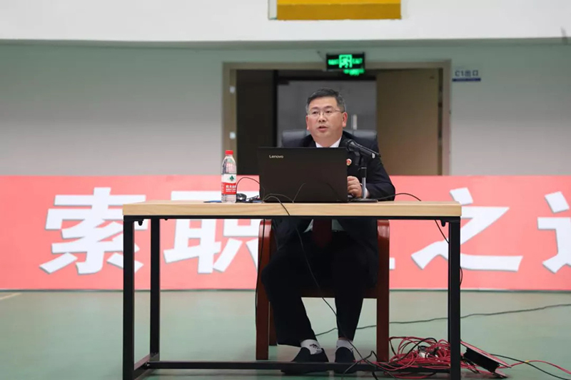 【德江县人民检察院】检察长亲自授课 宣讲宪法精神(图1) 【德江县人民检察院】检察长亲自授课 宣讲宪法精神(图1)