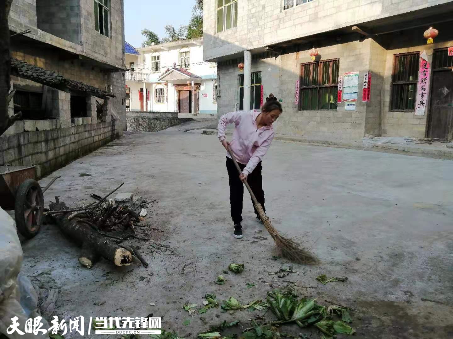 【我的扶贫故事】用星星之火点亮脱贫之光丨德江县煎茶镇煎茶社区西部志愿者简蝶(图2) 【我的扶贫故事】用星星之火点亮脱贫之光丨德江县煎茶镇煎茶社区西部志愿者简蝶(图2)