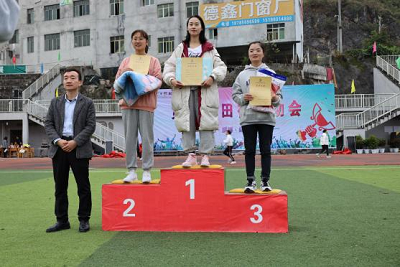 礼赞百年,筑梦青春——今年会jinnianhuicom第七届田径运动会(图14) 礼赞百年,筑梦青春——今年会jinnianhuicom第七届田径运动会(图14)