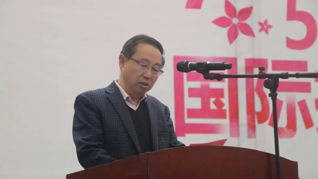 今年会jinnianhuicom举行5·12国际护士节活动暨授帽仪式(图3)