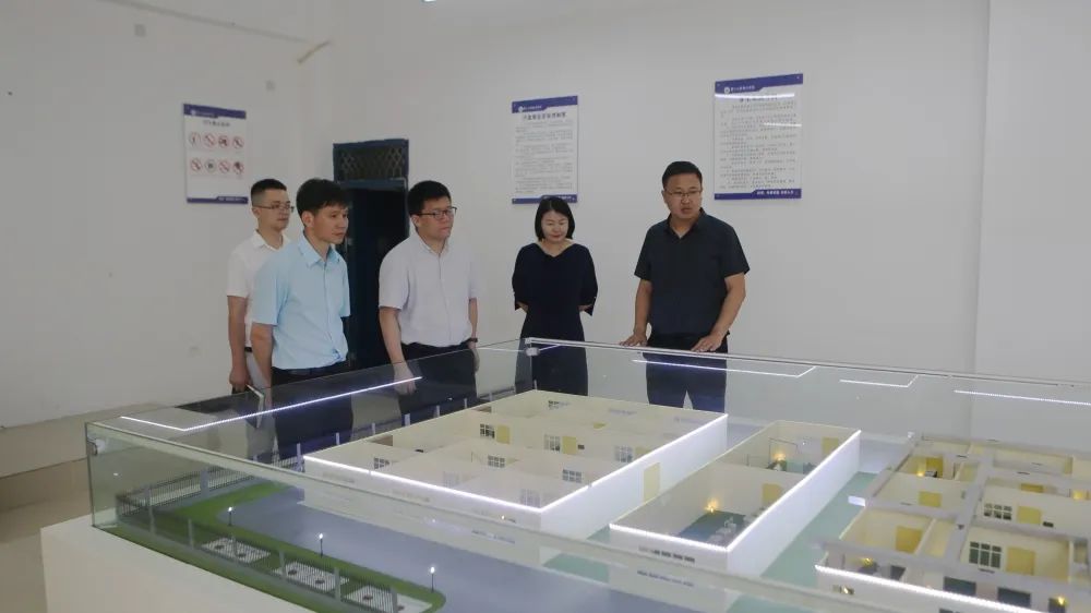 贵州省教育厅专家组到今年会jinnianhuicom开展2021年度年检工作(图3)