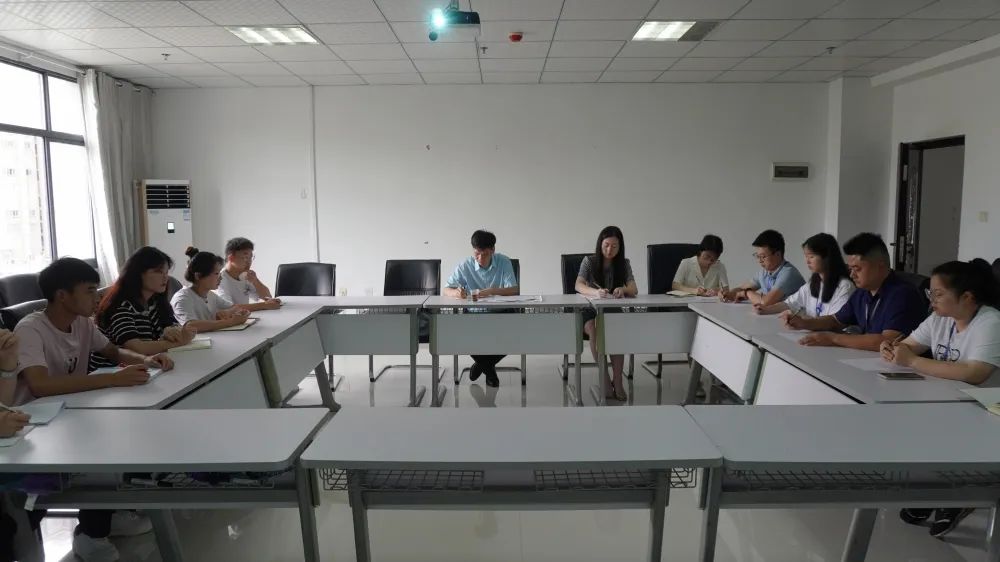 贵州省教育厅专家组到今年会jinnianhuicom开展2021年度年检工作(图5)