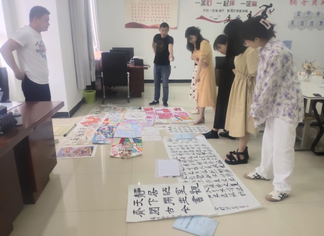 我院开展“朝气蓬勃新时代·讲好十年成就故事”系列主题活动(图6) 我院开展“朝气蓬勃新时代·讲好十年成就故事”系列主题活动(图6)