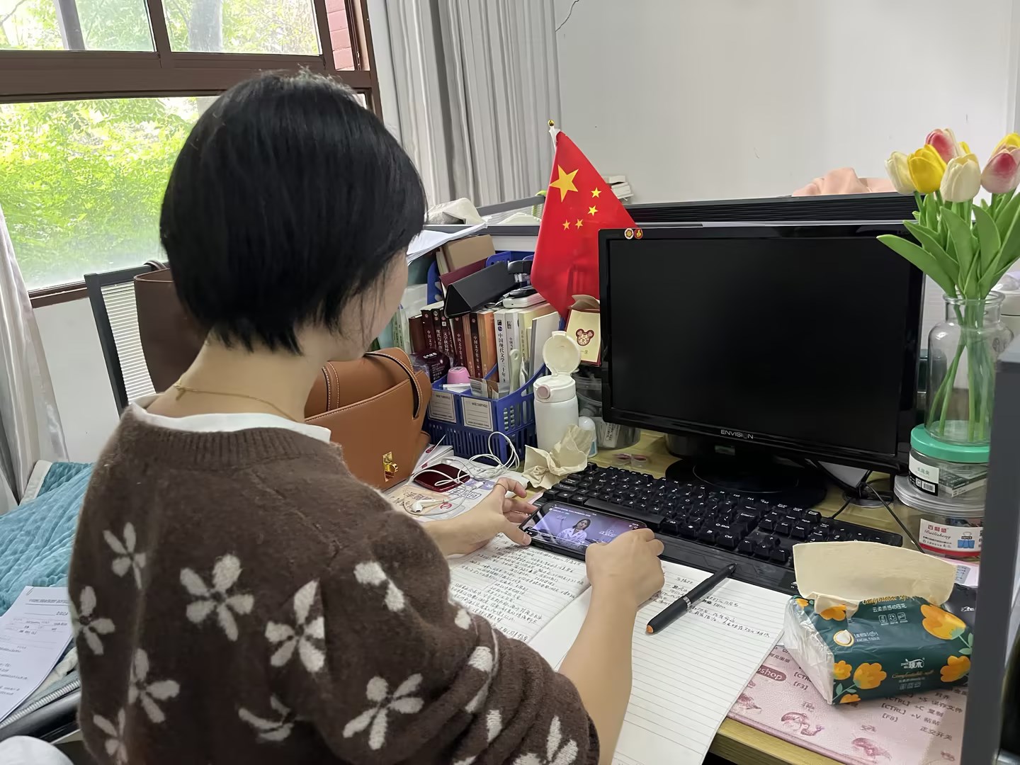 榜样如炬，追光前行—今年会全体教师党员收看《榜样的力量（第二季）》专题节目(图4)