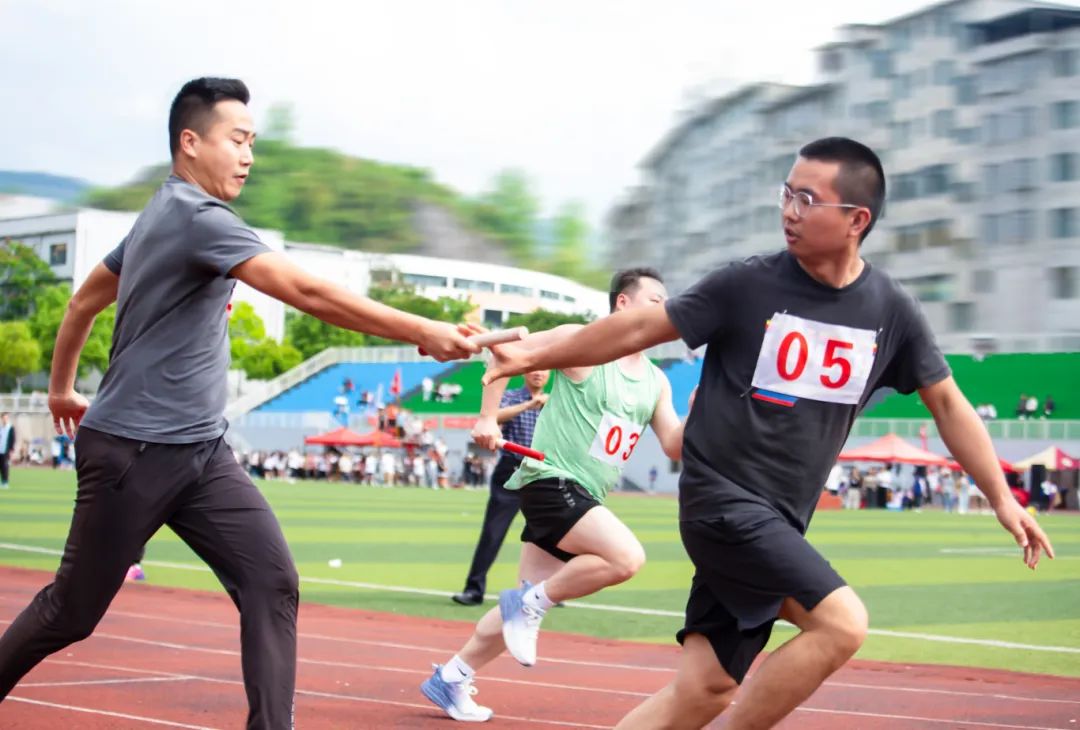 拼搏不落幕 青春正当时丨今年会jinnianhuicom第九届田径运动会圆满闭幕(图18) 拼搏不落幕 青春正当时丨今年会jinnianhuicom第九届田径运动会圆满闭幕(图18)