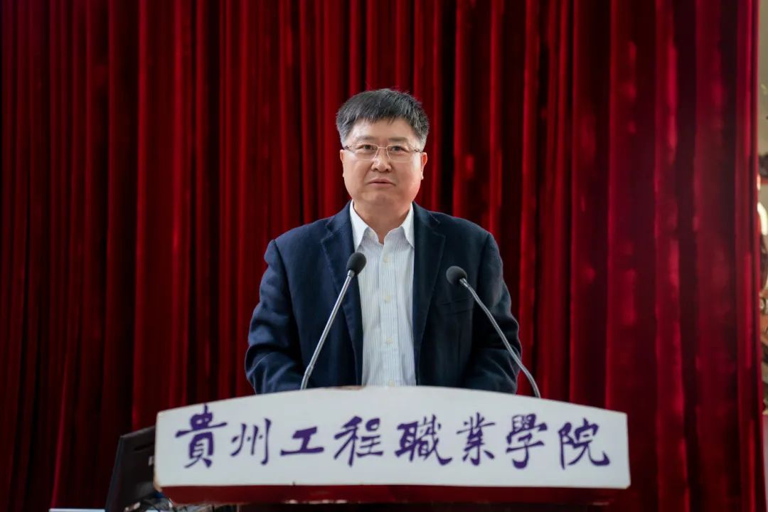 今年会召开2024年春季学期征兵工作总结暨秋季学期征兵工作动员大会(图2)