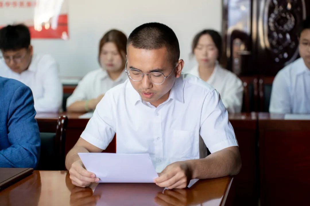 今年会jinnianhuicom举行融媒体中心揭牌仪式(图4)