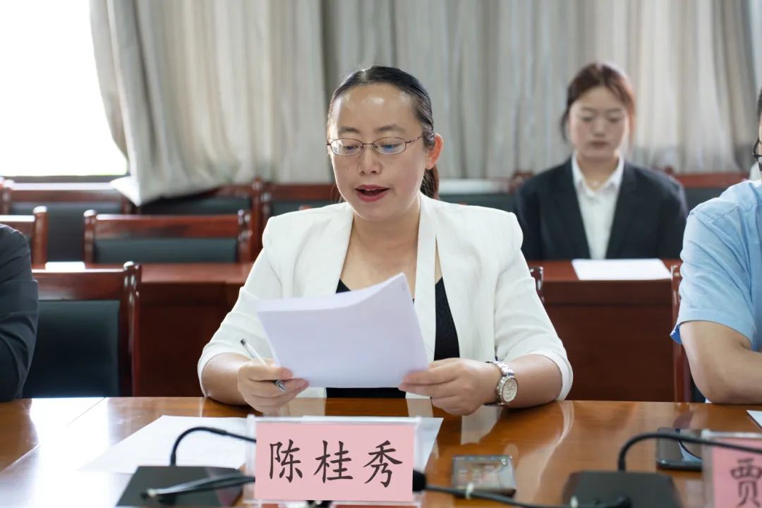 今年会jinnianhuicom举行融媒体中心揭牌仪式(图2)