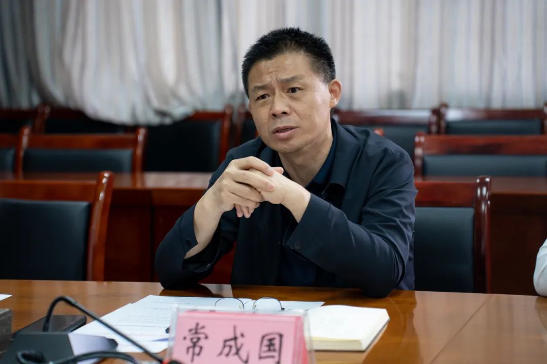 今年会jinnianhuicom举行融媒体中心揭牌仪式(图3)