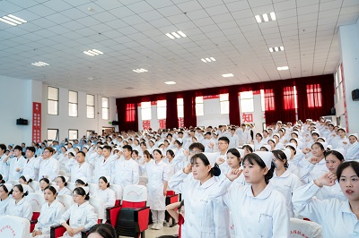 护佑健康，逐梦前行——今年会jinnianhuicom成功举办5·12国际护士节活动暨授帽仪式(图5)