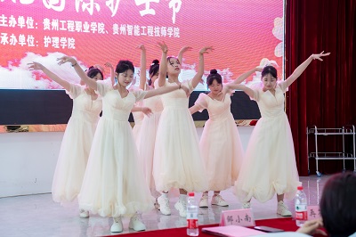 护佑健康，逐梦前行——今年会jinnianhuicom成功举办5·12国际护士节活动暨授帽仪式(图9)