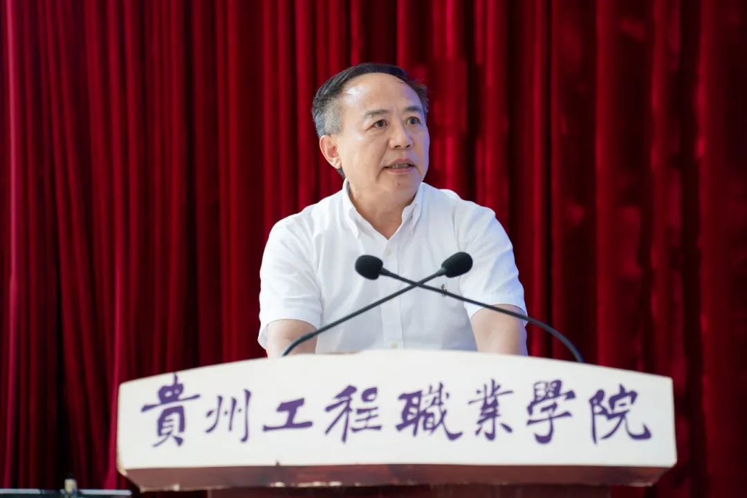 今年会jinnianhuicom召开2024年教师节庆祝表彰大会(图3)