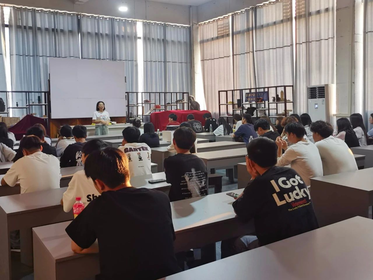 筑梦贵工校园 启航向未来(图2) 筑梦贵工校园 启航向未来(图2)