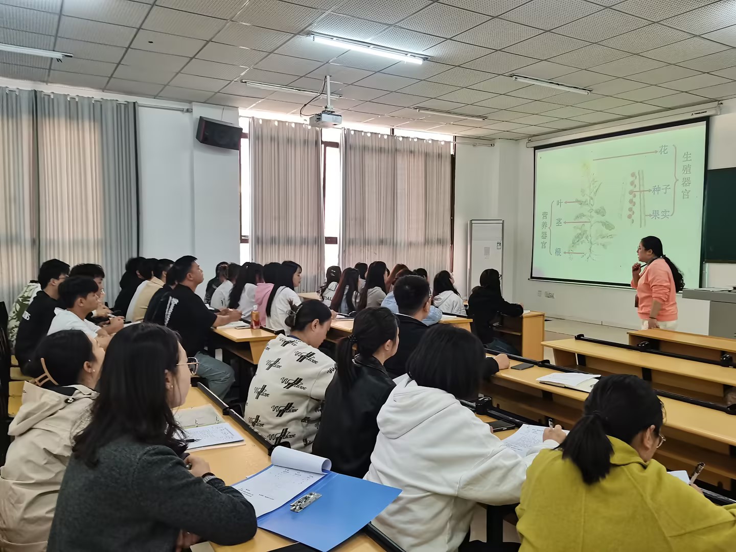 今年会jinnianhuicom2024-2025学年度公开示范课活动圆满结束(图2) 今年会jinnianhuicom2024-2025学年度公开示范课活动圆满结束(图2)