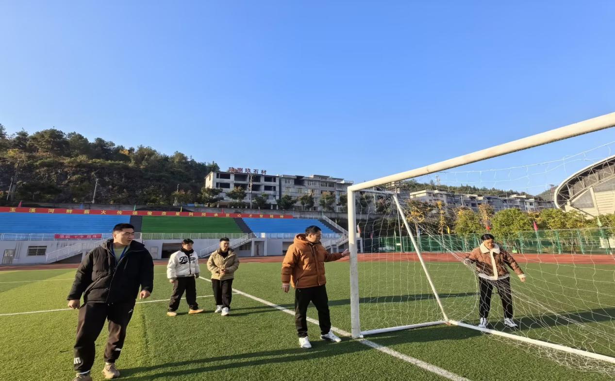 强化师生安全,共创校园安全新篇章(图2) 强化师生安全,共创校园安全新篇章(图2)