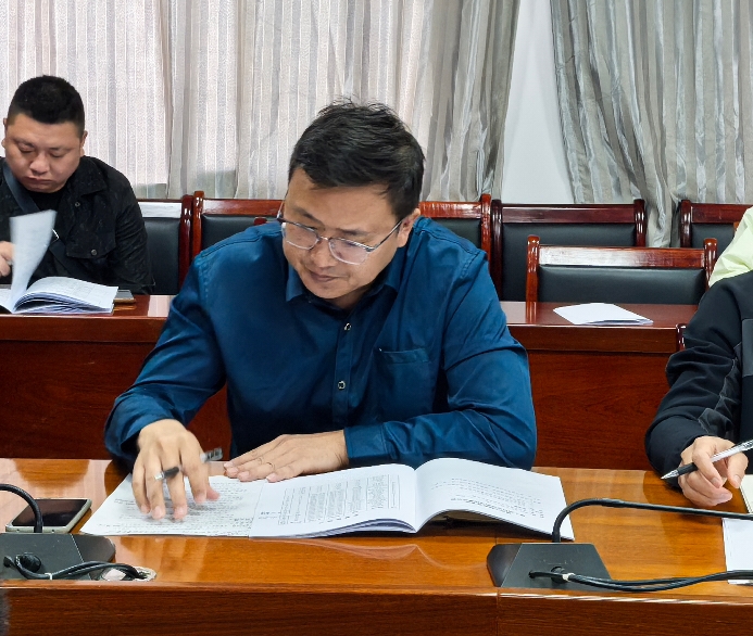 今年会jinnianhuicom召开第十届田径运动会筹备工作推进会(图3) 今年会jinnianhuicom召开第十届田径运动会筹备工作推进会(图3)