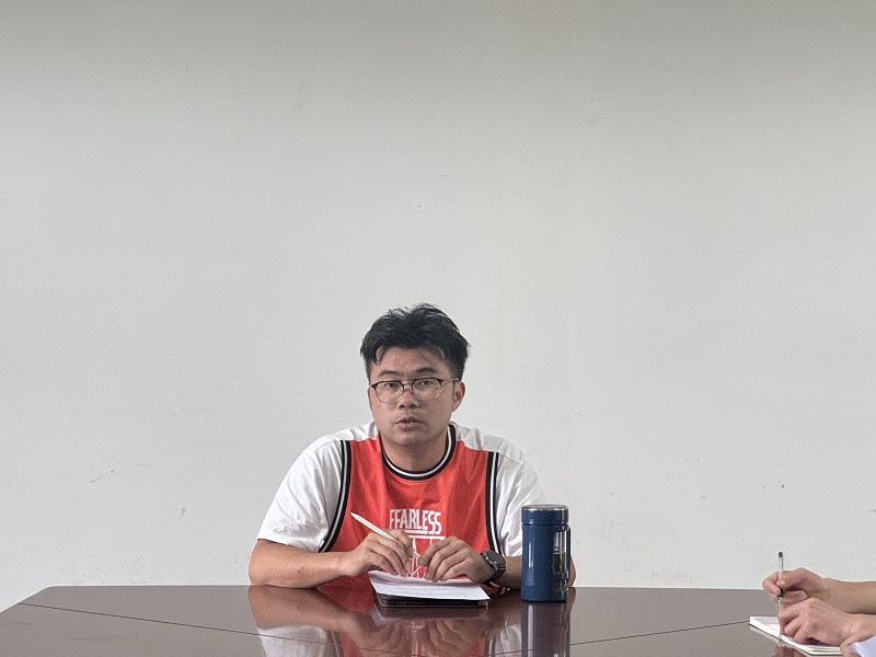 夯实理论根基•部署重点工作 ——马克思主义学院召开2025年春季学期第四次全体教师会议(图2) 夯实理论根基•部署重点工作 ——马克思主义学院召开2025年春季学期第四次全体教师会议(图2)