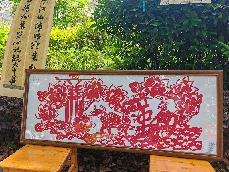 清风气正,笔墨传廉——护理学院党建引领团建廉洁书画作品展活动圆满举行(图1) 清风气正,笔墨传廉——护理学院党建引领团建廉洁书画作品展活动圆满举行(图1)