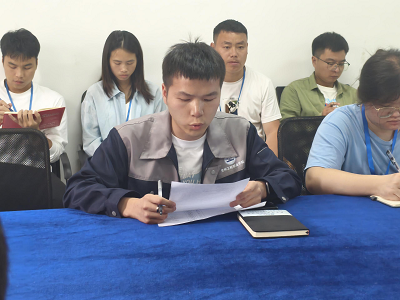 智能制造与汽车工程学院召开2025年春季学期第三次教学工作例会(图2) 智能制造与汽车工程学院召开2025年春季学期第三次教学工作例会(图2)