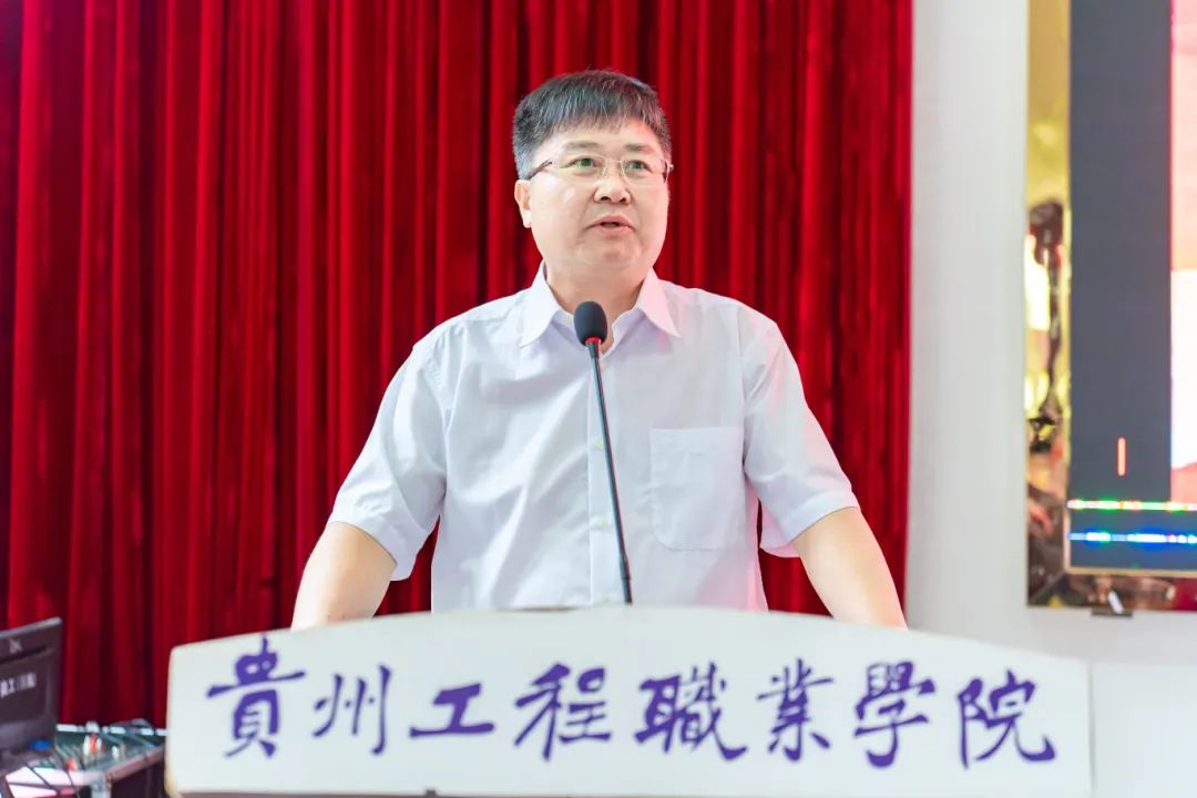 匠心筑梦 启航未来丨今年会举行2025届毕业典礼(图2) 匠心筑梦 启航未来丨今年会举行2025届毕业典礼(图2)