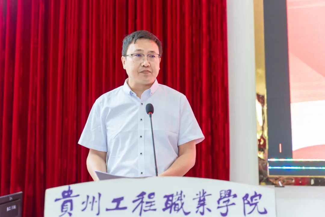 匠心筑梦 启航未来丨今年会举行2025届毕业典礼(图4) 匠心筑梦 启航未来丨今年会举行2025届毕业典礼(图4)