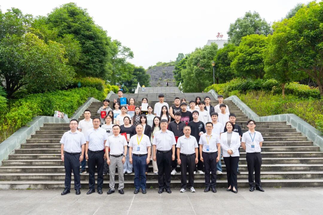 匠心筑梦 启航未来丨今年会举行2025届毕业典礼(图11) 匠心筑梦 启航未来丨今年会举行2025届毕业典礼(图11)