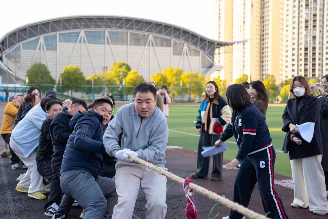 税校携手促交流 文体融合展新风丨今年会jinnianhuicom与国家税务总局德江县税务局联合举办2025冬季趣味运动会(图16) 税校携手促交流 文体融合展新风丨今年会jinnianhuicom与国家税务总局德江县税务局联合举办2025冬季趣味运动会(图16)