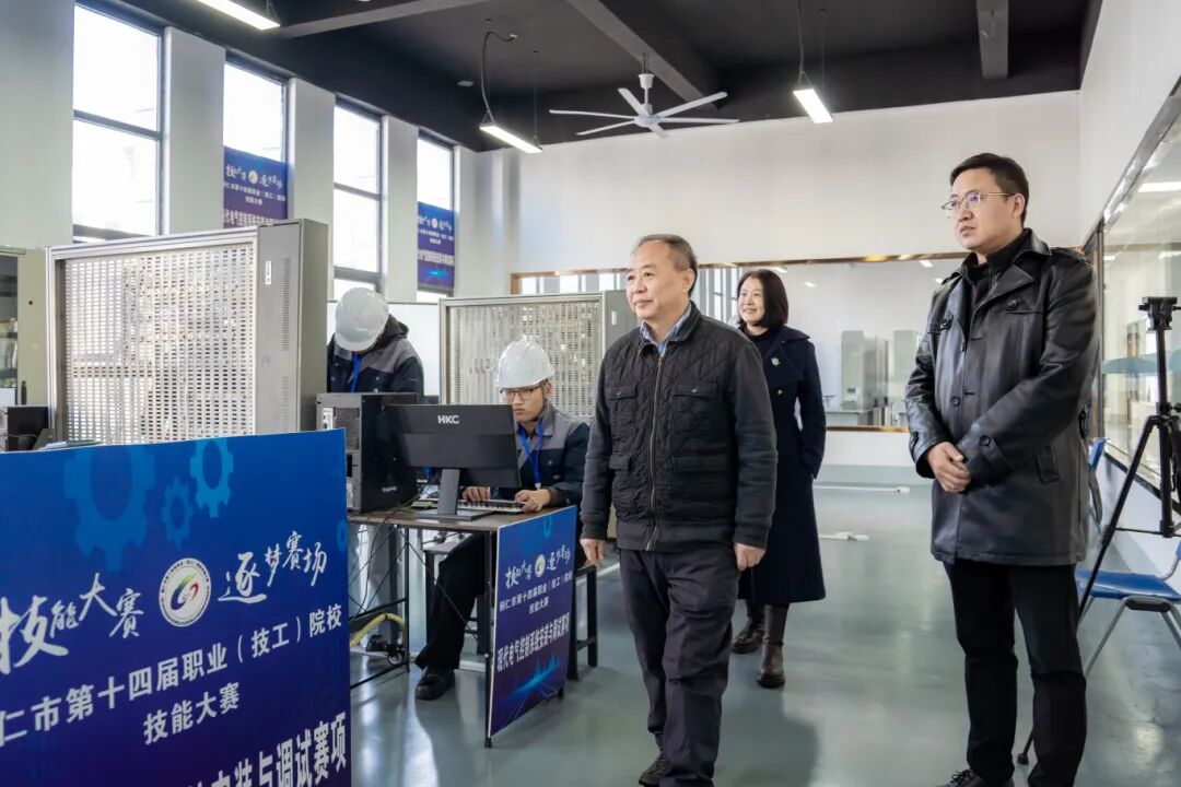 以赛促教强技能 匠心筑梦展风采丨铜仁市第十四届职业(技工)院校技能大赛部分赛项在今年会成功举办(图2) 以赛促教强技能 匠心筑梦展风采丨铜仁市第十四届职业(技工)院校技能大赛部分赛项在今年会成功举办(图2)