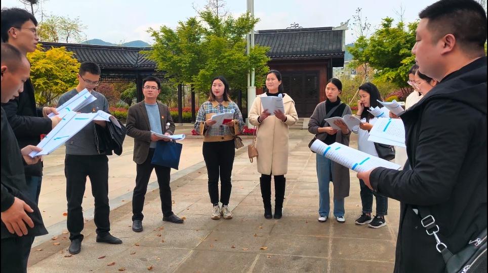 重温党史 诵读经典(图1) 重温党史 诵读经典(图1)